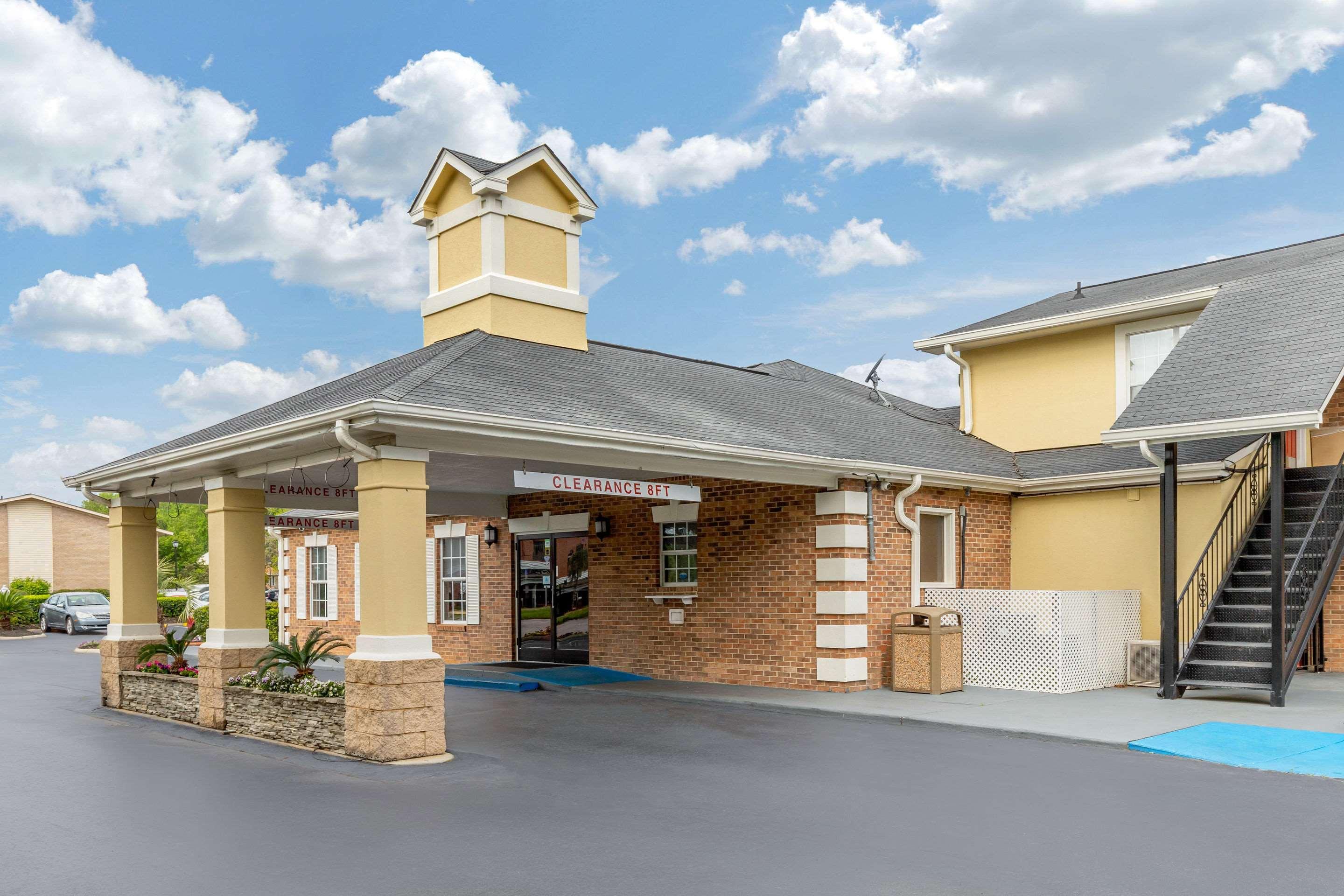 Quality Inn & Suites Лексингтън Екстериор снимка