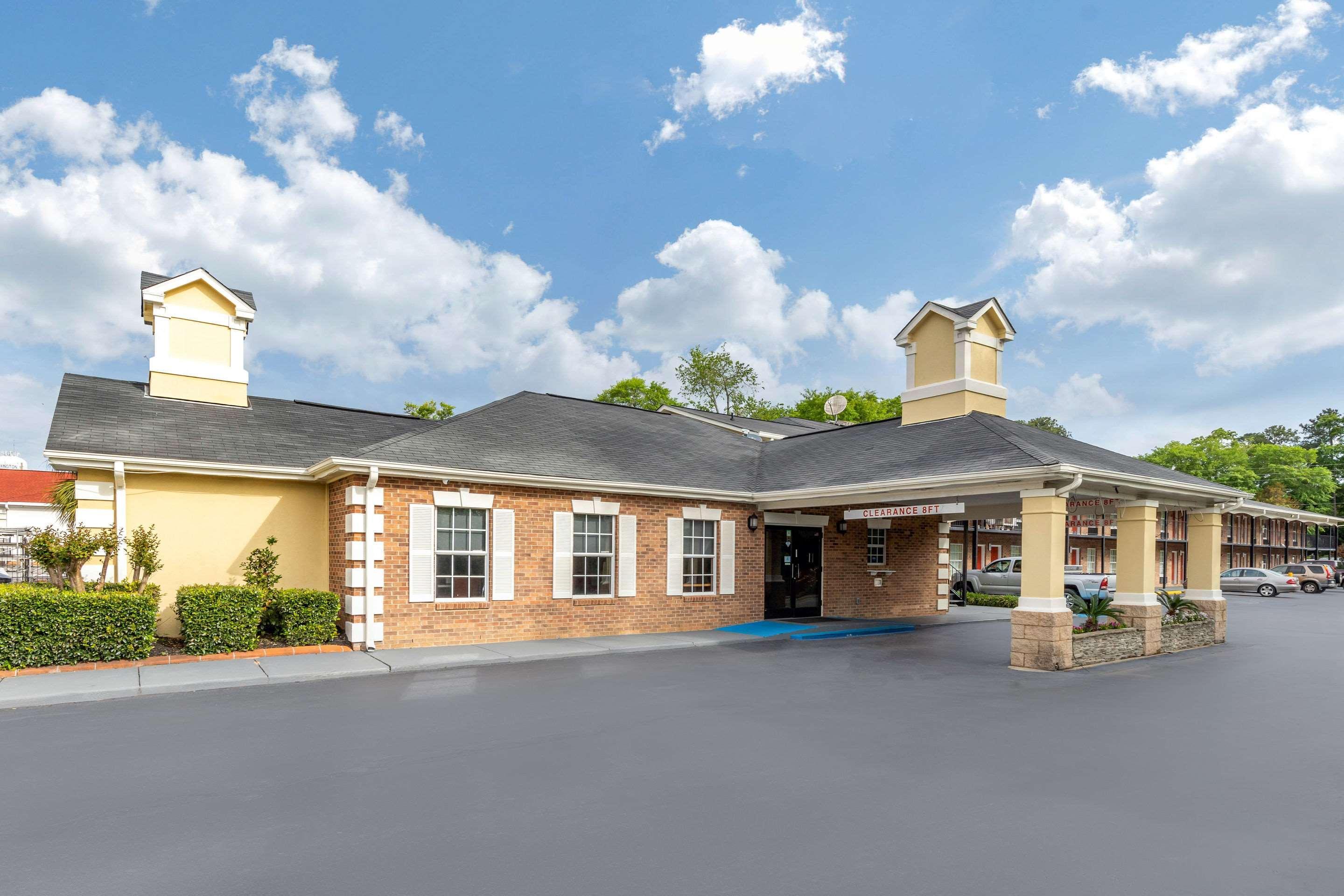 Quality Inn & Suites Лексингтън Екстериор снимка